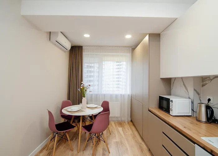 Oaza Urbana Langa Circ Si Centru - Apartament Modern Si Confortabil